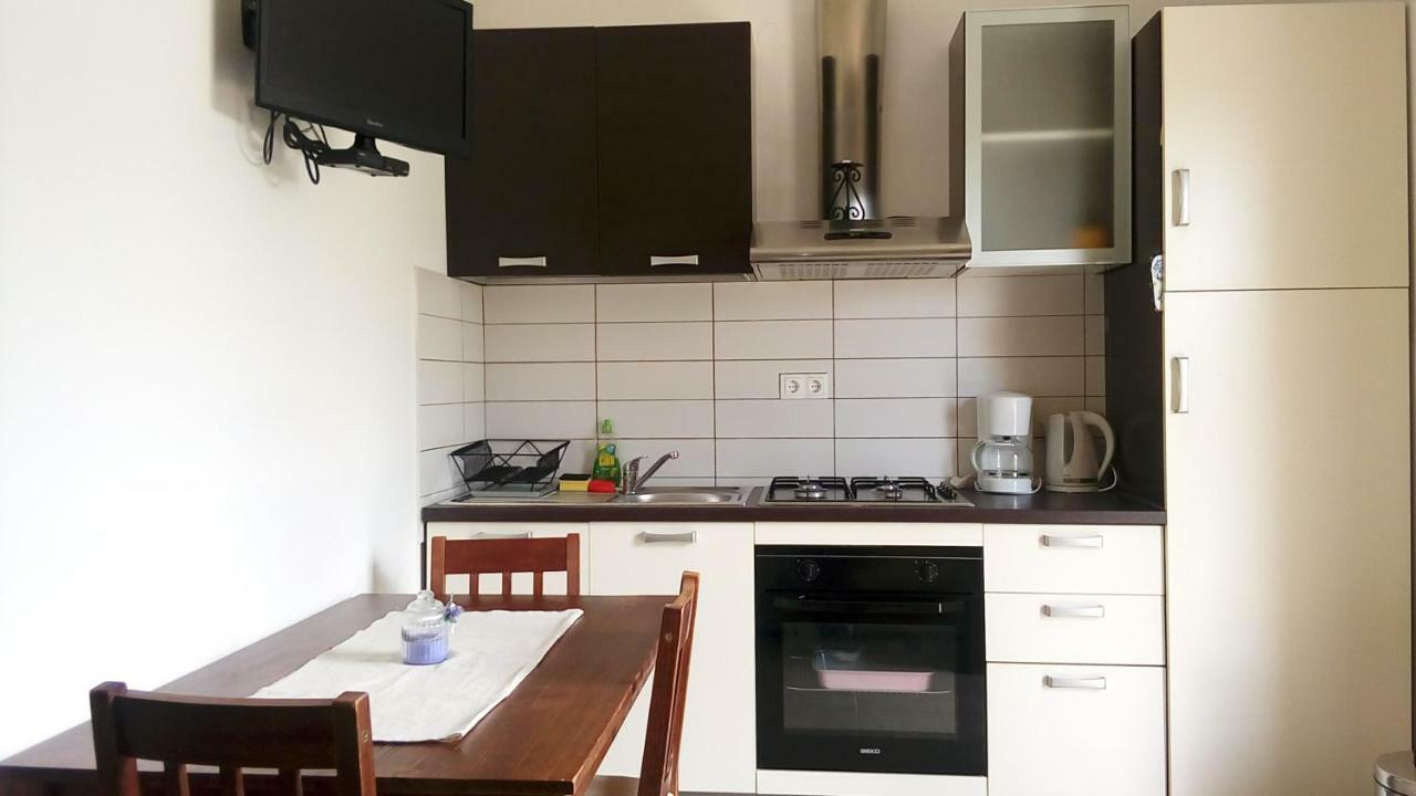 Apartmani Dana Sukošan Exterior foto